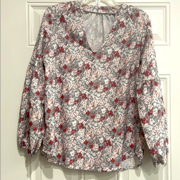 Floral V-Neck Boho Blouse - Picture 1 of 4